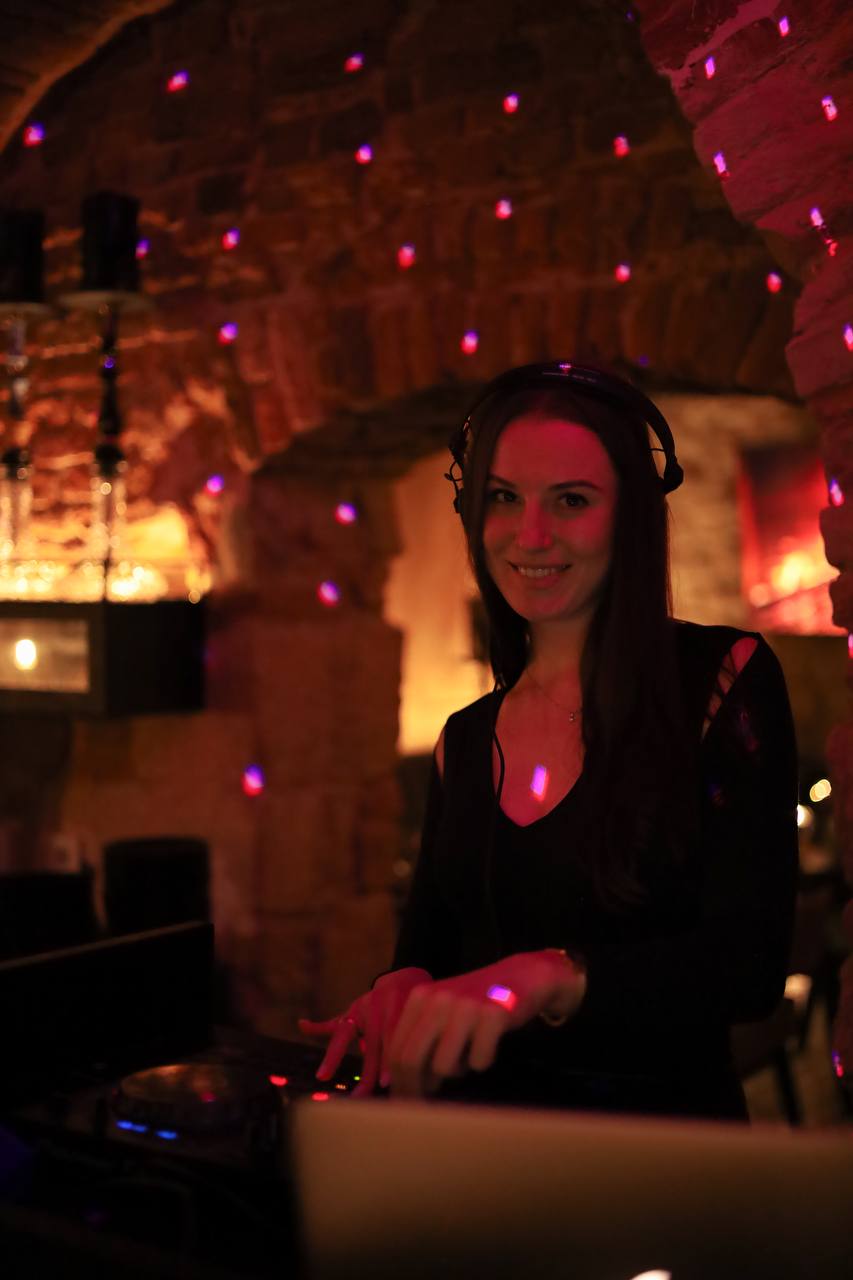 DJ вечір Seven Restopub
